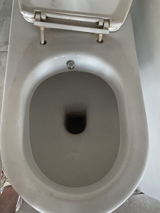 Продам унитаз vitra