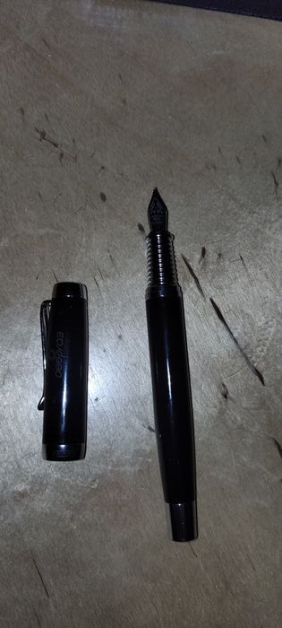 Оригинален комплект писалки GIANFRANCO FERRÉ – чисто нов