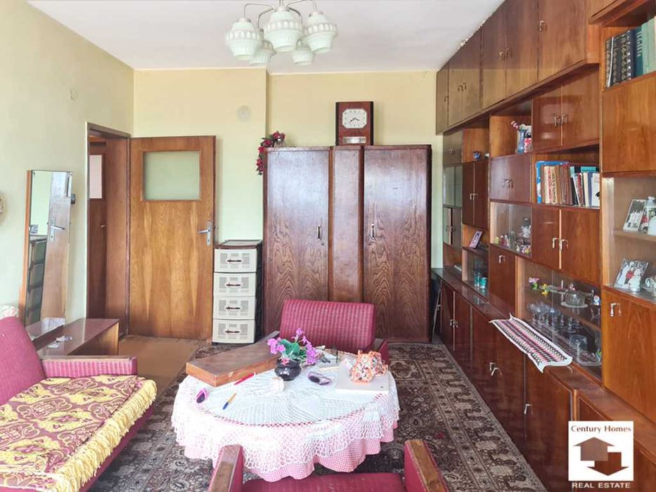 Продава се Четиристаен апартамент в Велико Търново, Акация - 140 кв.м за 993 €/кв.м - Снимка #2