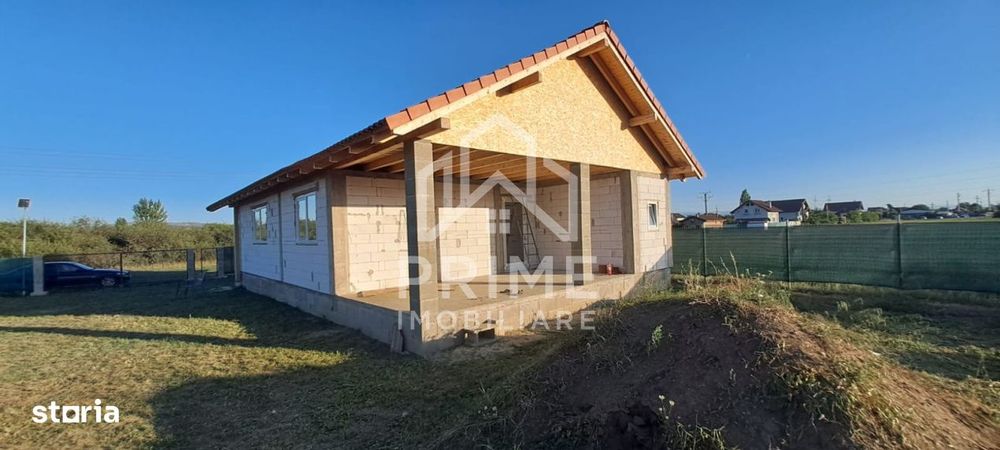 Casa Individuala la rosu | 3 camere | 92 mp | Teren 563 mp | Barabant