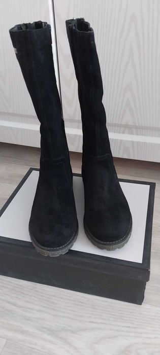 Продам обувь 35рр Rieker