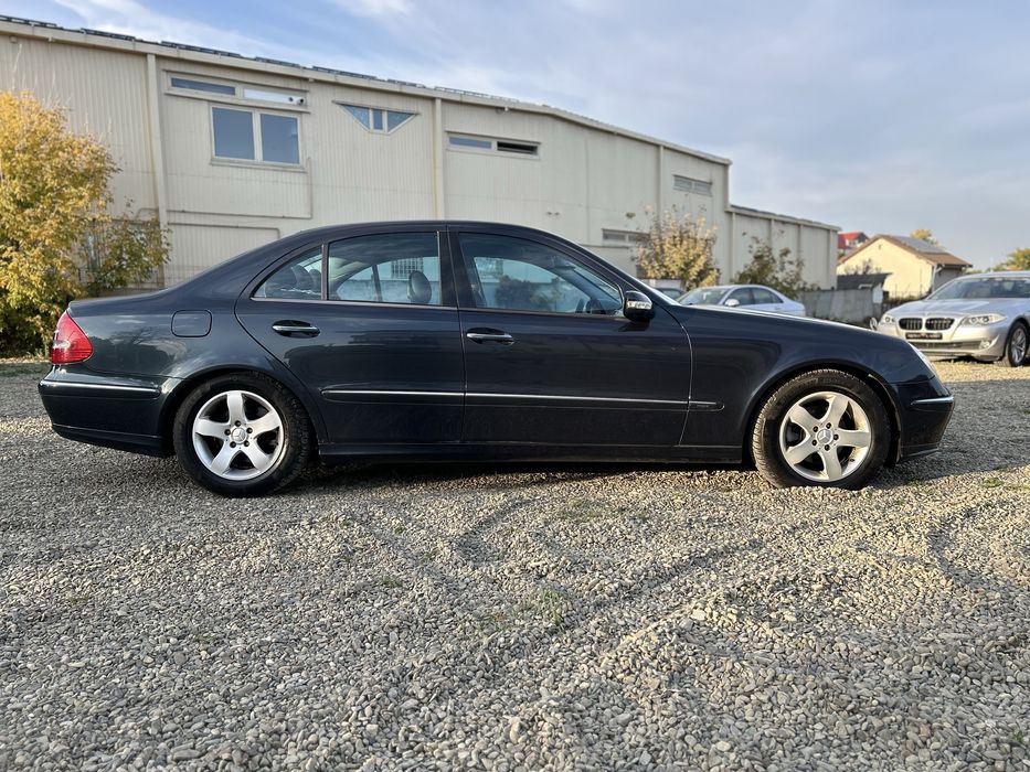 Mercedes Benz E class w211 •Diesel • 2.2 • Manual • Parc auto • Rate • Cash • Transfer bancar