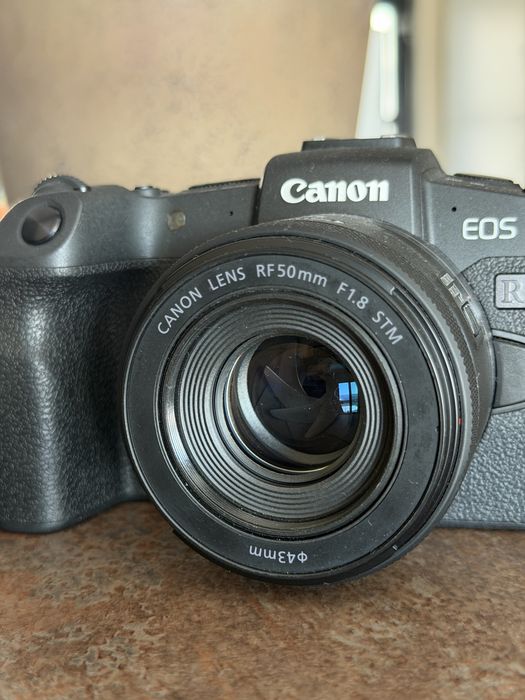Canon Eos RP + 50mm 1.8 STM + gimbal
