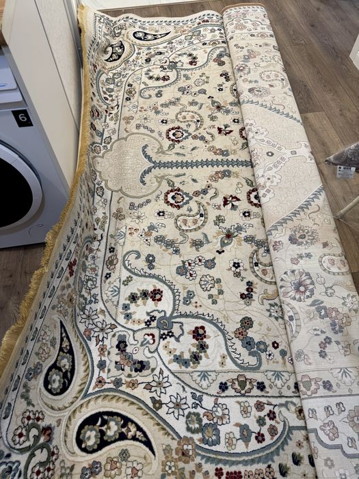 Срочно Продам ковёр Abadan