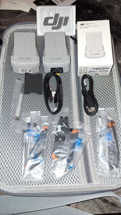 DJI Mini 3 Fly More Combo (DJI RC)