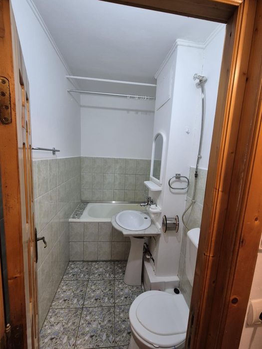 Garsoniera de vanzare