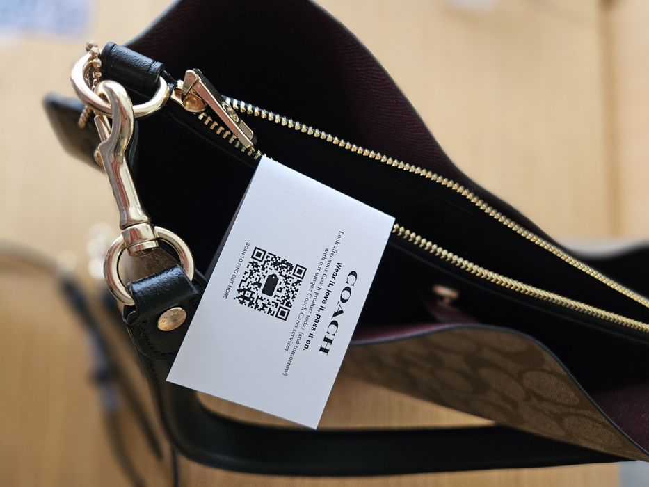 Дамска чанта Coach