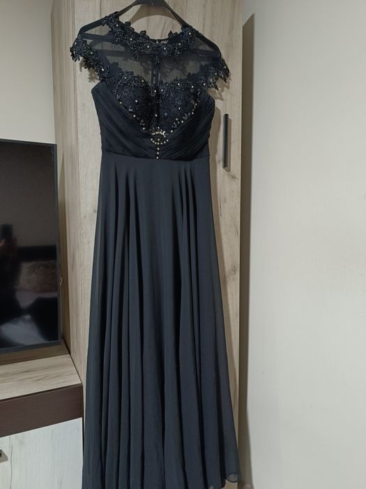 Официална рокля купувана от Белгия. Размер ХС-С