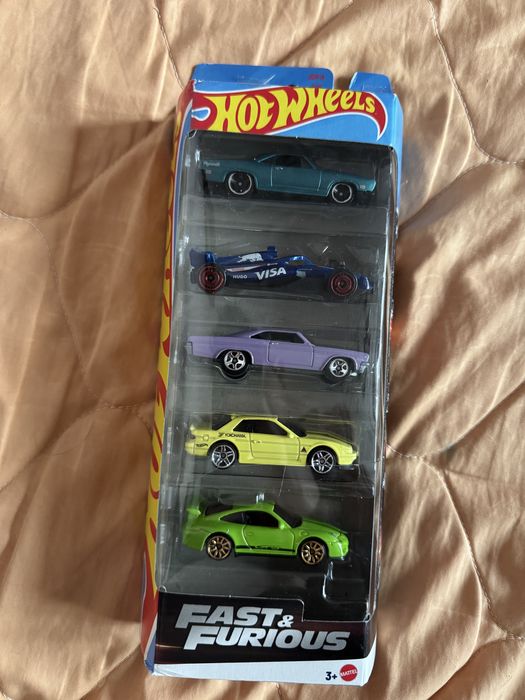 hot wheels колички