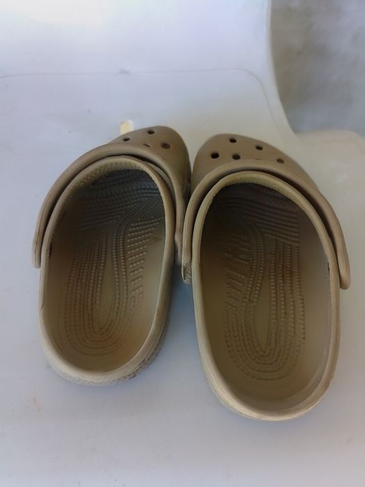 Crocs pt copi st bună