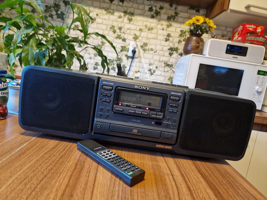 Sony CFD 250L,cu telecomanda,sunet excelent
