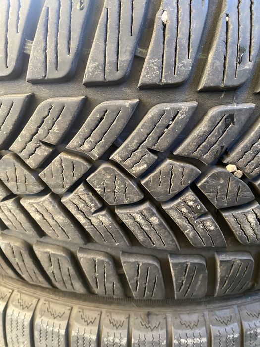 Anvelope 225/55/17