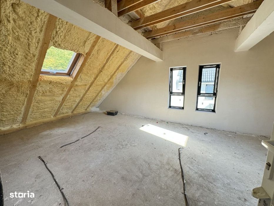 Casa tip duplex, 135mp utili, 4 camere, Semifinisata, Garaj, Zona Taut