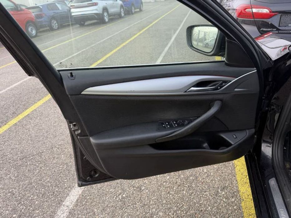 Interior BMW seria 5 G30 G31 EUROPA  incalzire  reglaje electrice complet