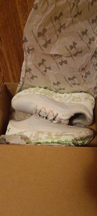 Маратонки унисекс Under Armour