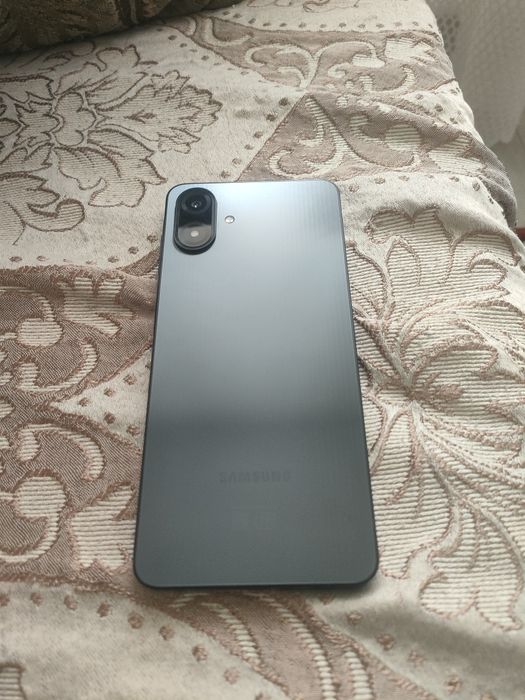 Продам Самсунг А07