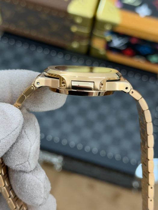 CEAS Patek Philippe Nautilus Rose Gold – Swiss Made – Gravat AU750