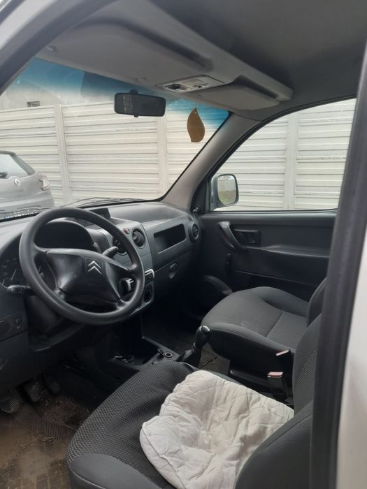 Vând citroen berlingo