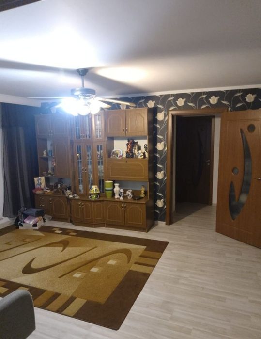 Apartament de inchiriat