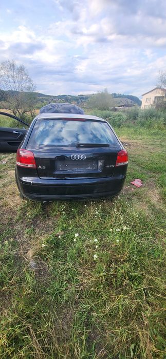 Продавам audi a3 8p 1.9tdi 105hp на части
