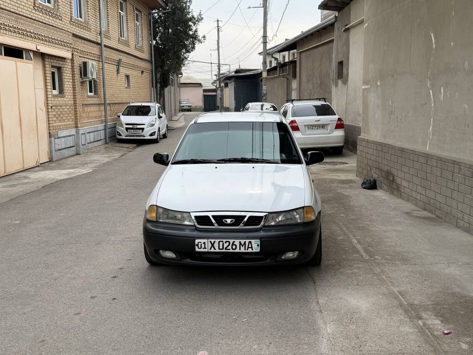 Продам нексия 1 Daewoo