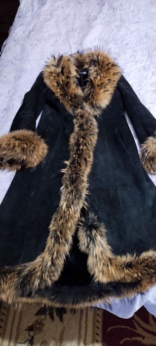 Кожаная куртка и дублёнка . Продам за любую цену что предложите.