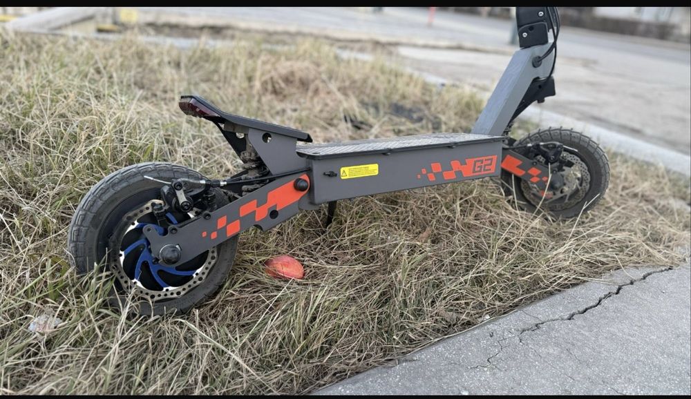 Vand trotineta electrica kukirin G2 2025