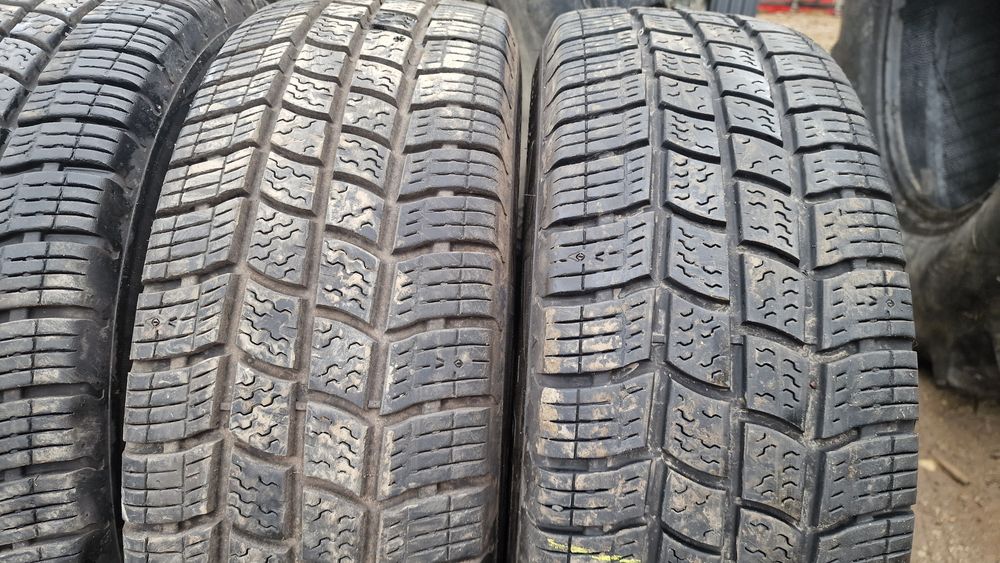 Anvelope 215/65R16C marca Vredestein, DOT 2024,M +S, 8 mm