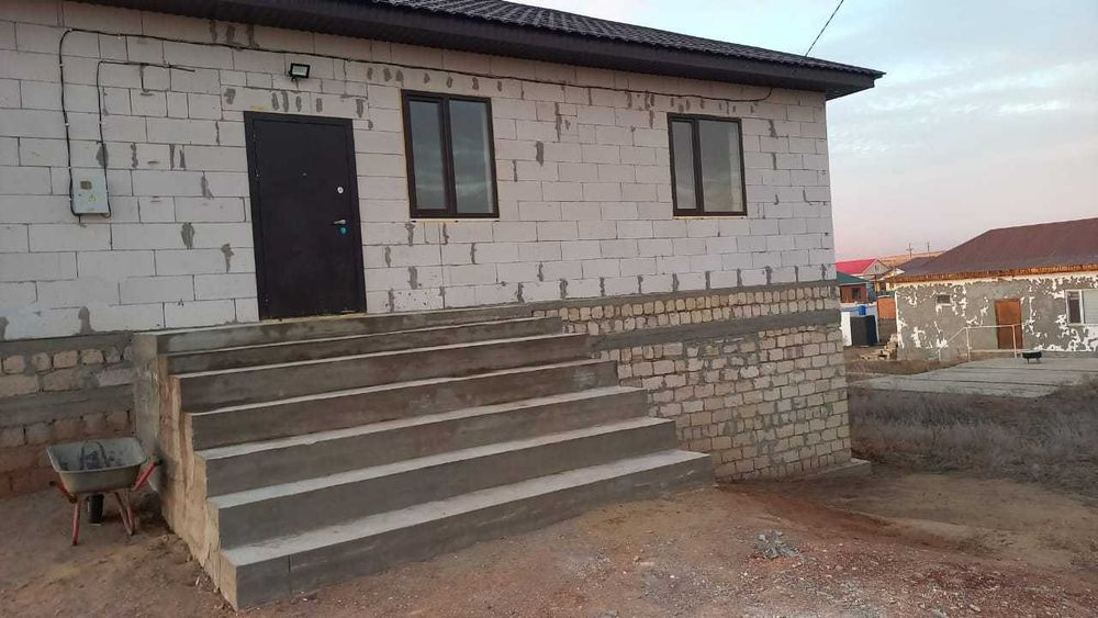 Ақшат - 2 жер үй сатылады