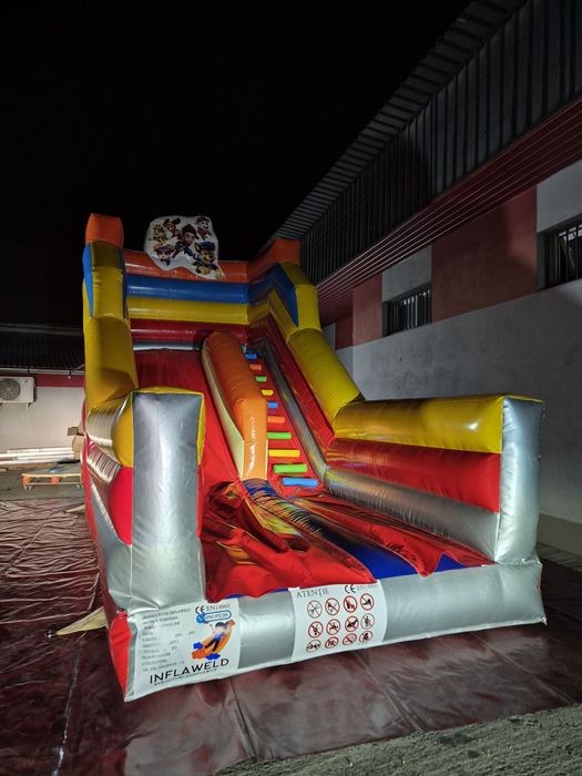 Tobogane gonflabile la comanda