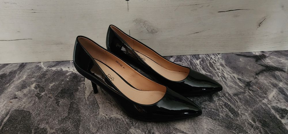 Туфли лодочки лакированные