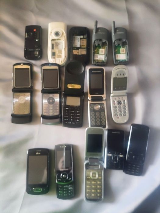 Lot de piese ( unele se aprind)