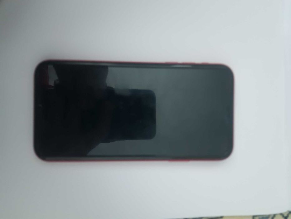 Продам iPhone 11