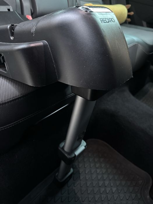 база за столче RECARO