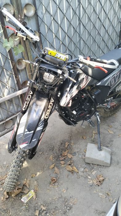 Продам эндуро на полном ходу