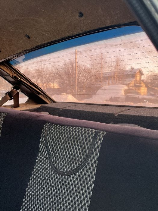 автомобиль лада ваз 21093