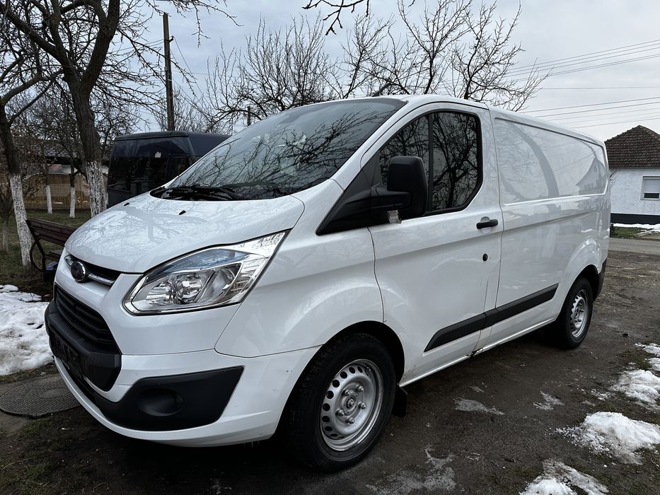 Ford transit custom 2,2 tdci km reali ! (vivaro,trafic)