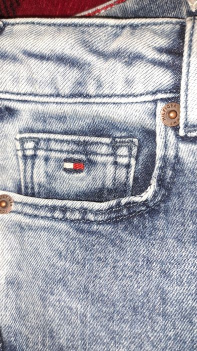 Blugi Tommy Hilfiger