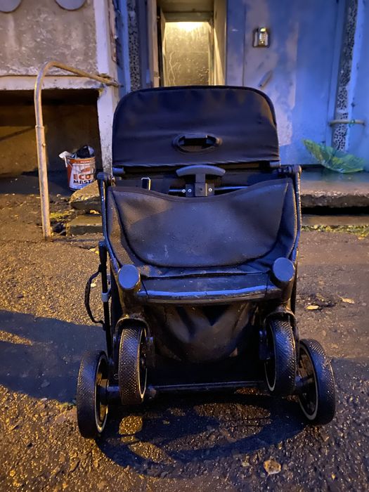 Продам детскую коляску