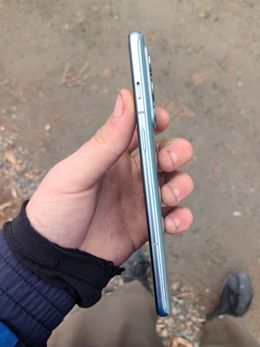Oneplus 9rt 5g  продажа обмен