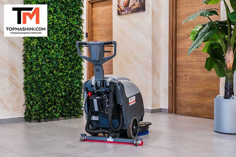 Машина за почистване на под на батерии Nilfisk SC400