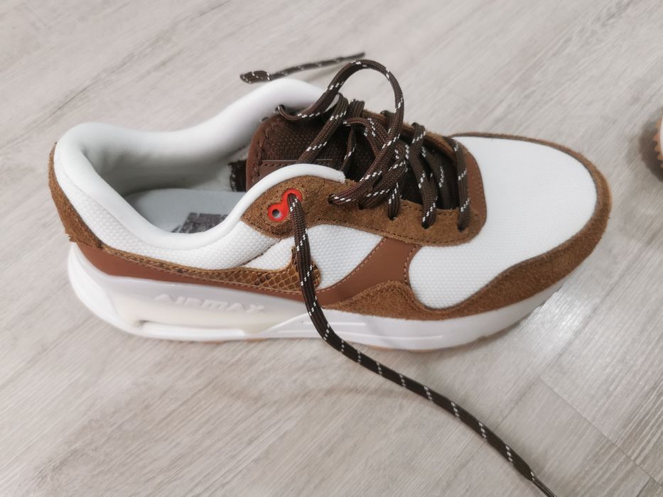 Маратонки Nike Air max