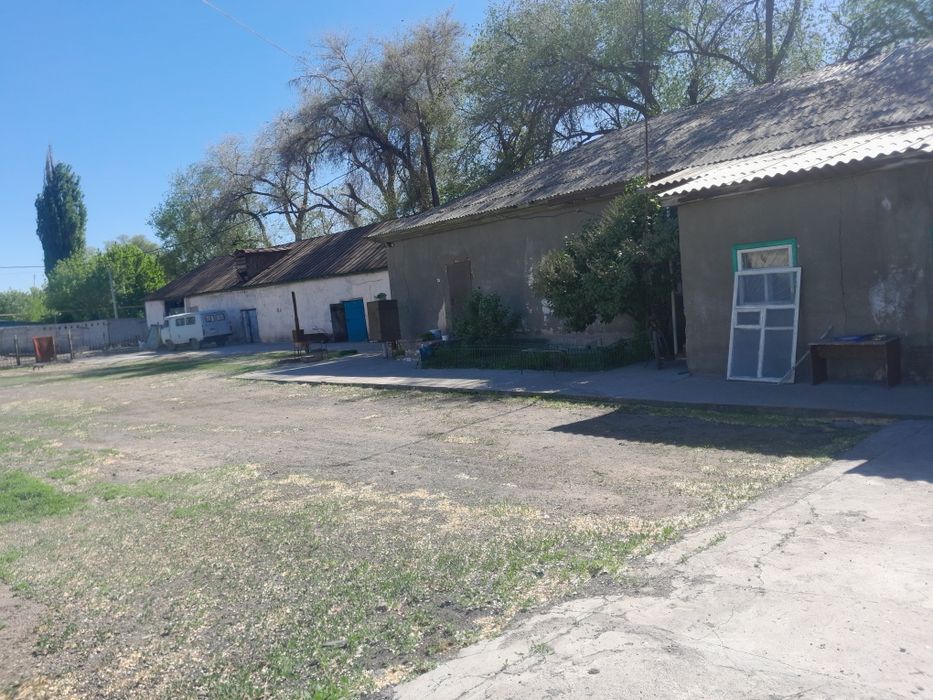 Продам Базу с жилым домом.