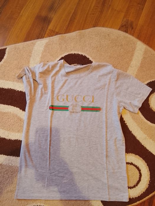 Vând tricou Gucci