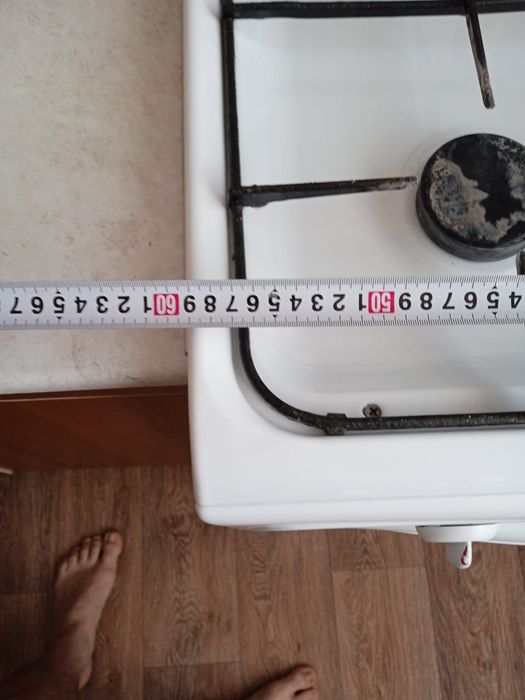 Продам газовую плиту