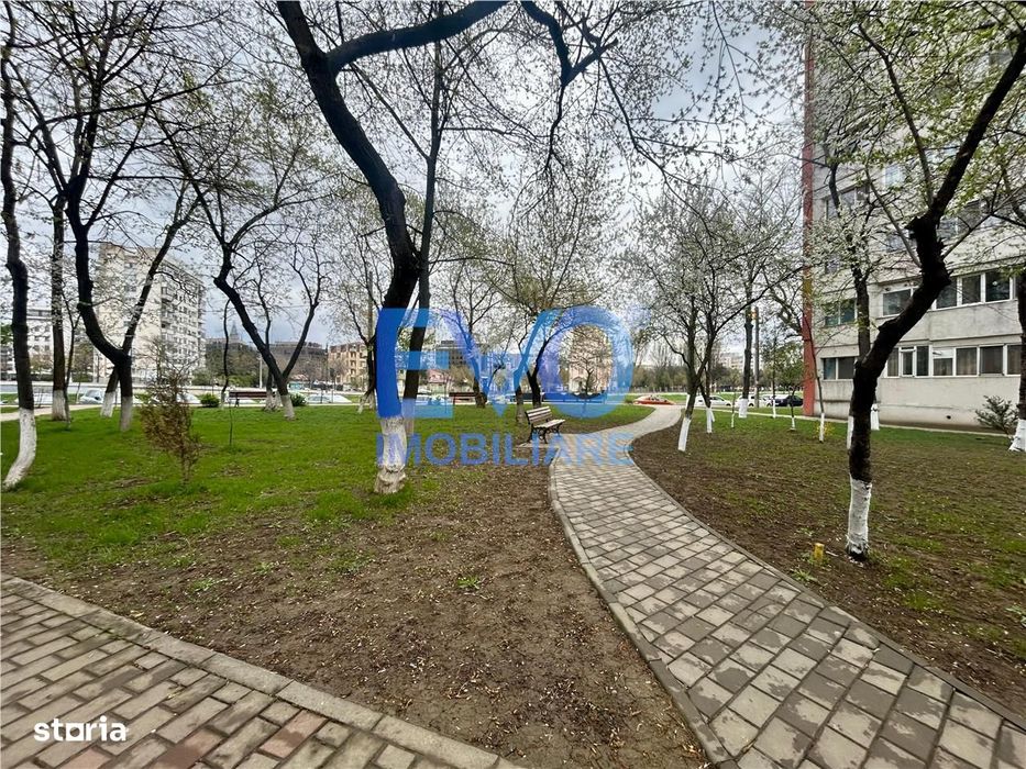 Apartament 2 Camere De Vanzare, Etajul 1, Podu Ros