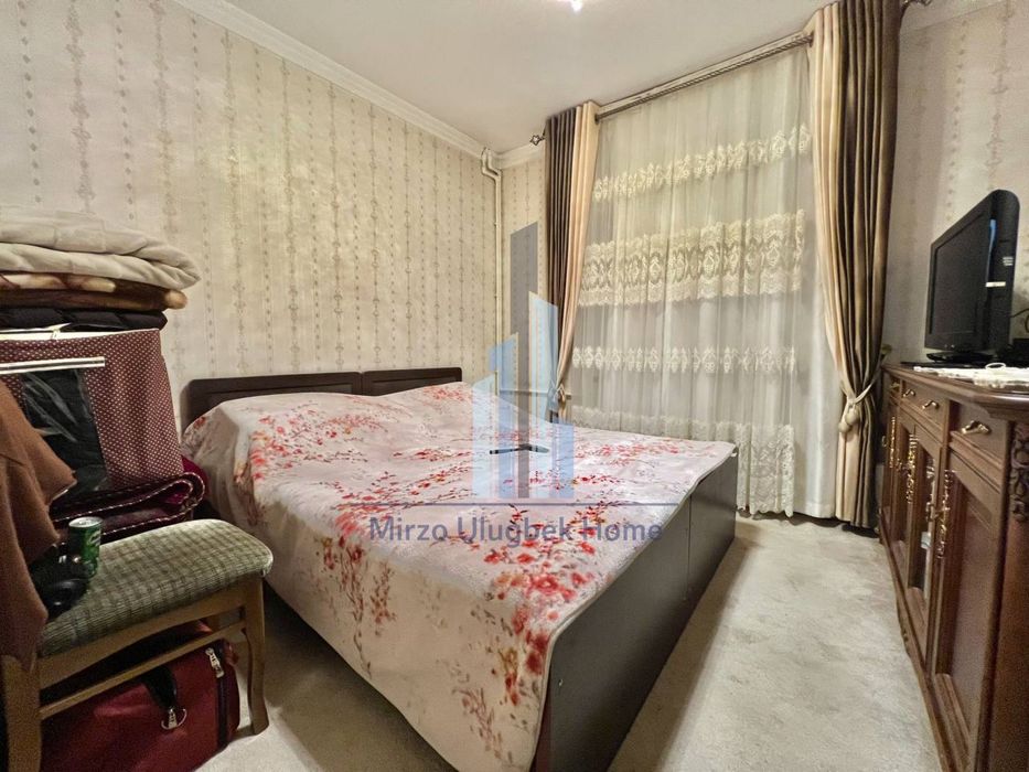 2/1/9 65м2 Паркентский Банковский, раздельные комнаты