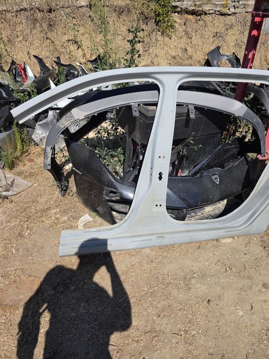 Skoda Octavia 3 kombi 12-20 заден ляв калник панел праг коланка