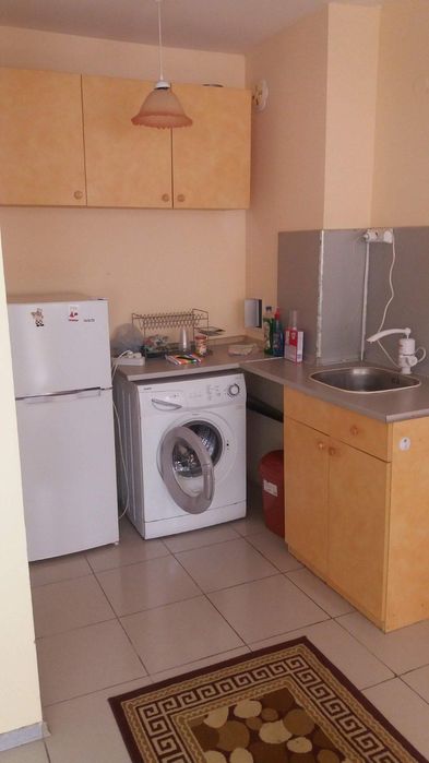 Дава се под наем Едностаен апартамент в Бургас, Меден рудник - зона А - 38 кв.м за 199.41 € - Снимка #1