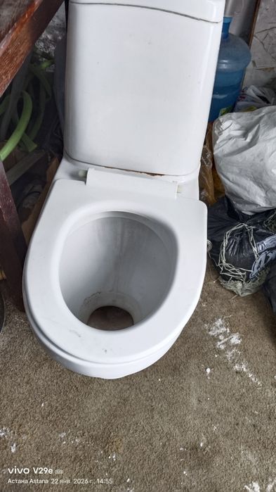 Срочно продам унитаз